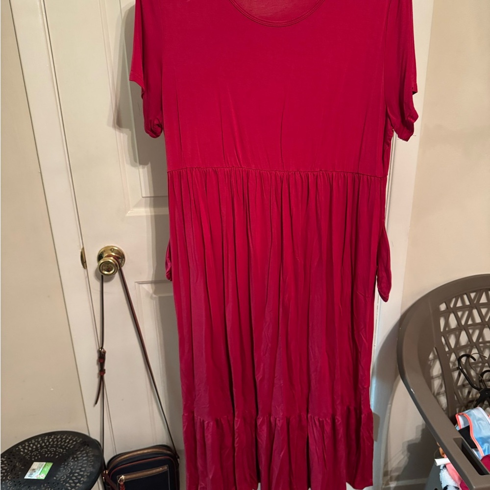 Bearsland Vibrant Red maternity dress with pockets